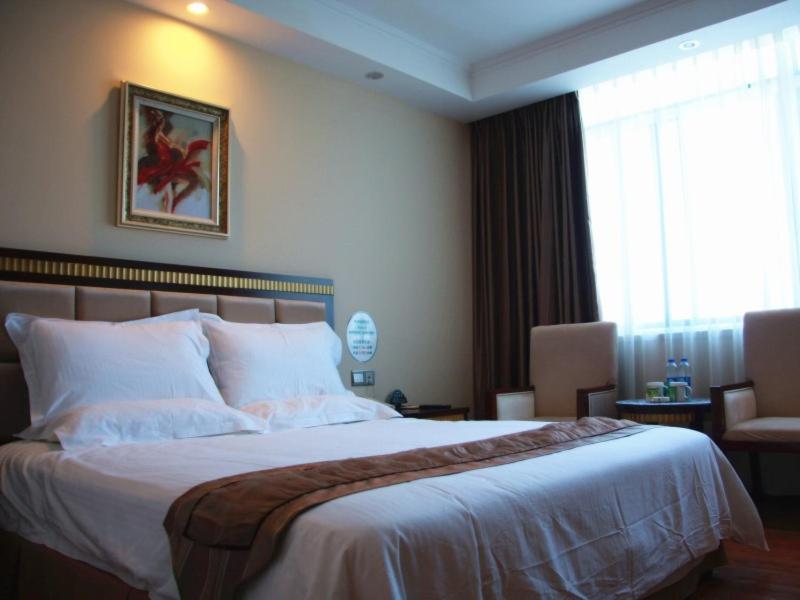 Greentree Inn Guangdong Shantou Chengjiang Road Business Hotel Bagian luar foto