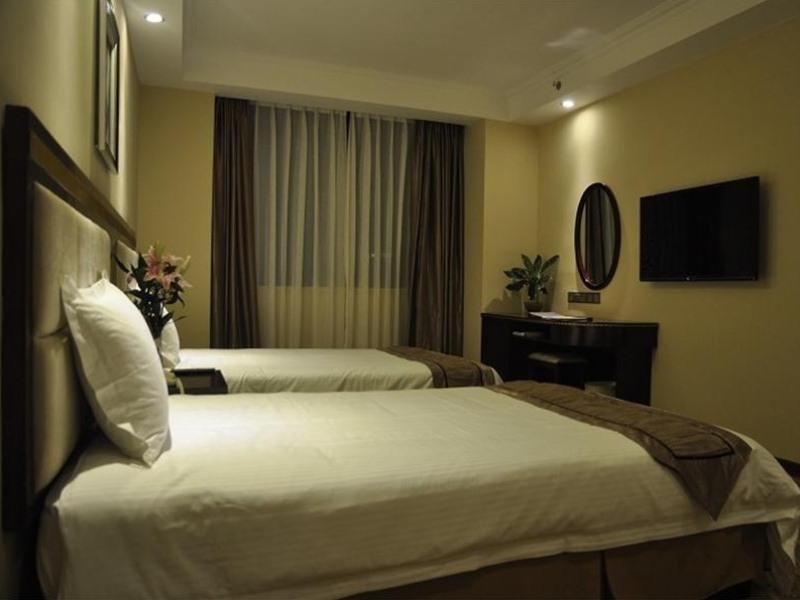 Greentree Inn Guangdong Shantou Chengjiang Road Business Hotel Bagian luar foto